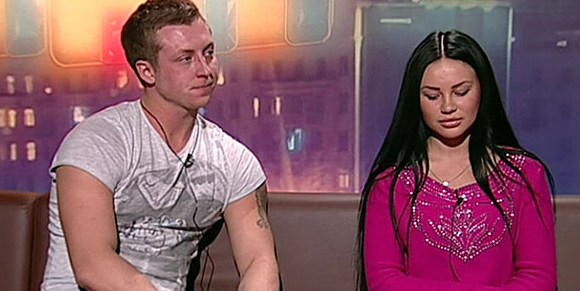 evgeniya-rudneva-i-tatyanu-oxulkovu-zaselili-v-gorodskie-kvartiry